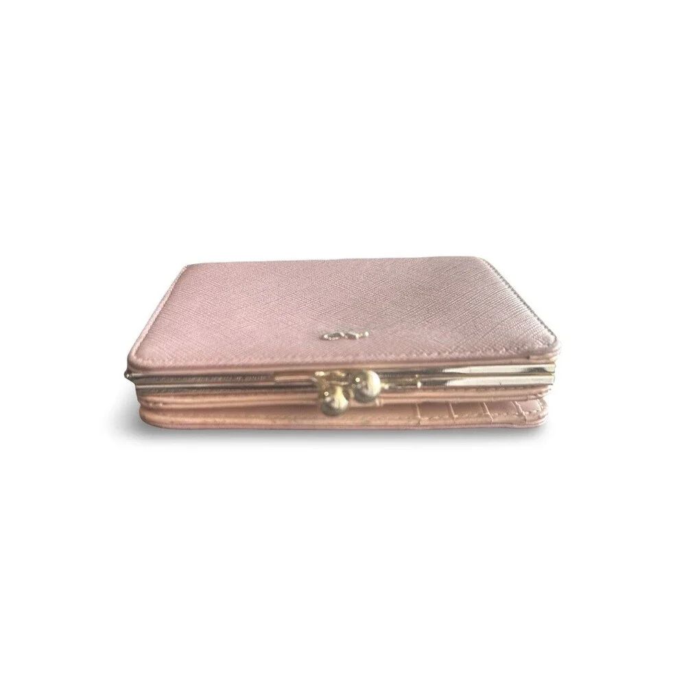 Jill Stuart Blush Pink 👀photosBi-fold kisslock wallet "Gloria" cowhide leather - Picture 6 of 11
